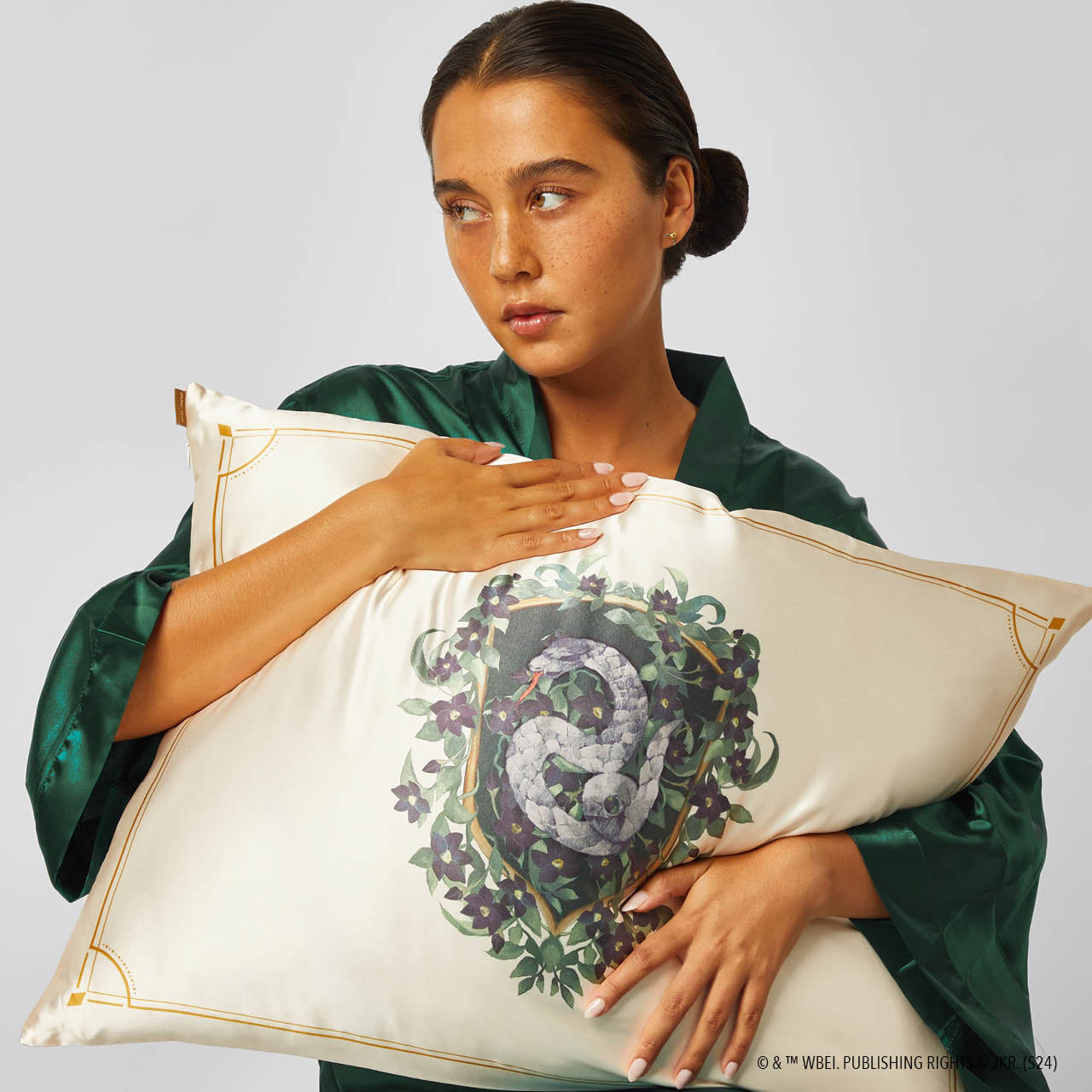 Kitsch x Harry Potter Satin Pillowcase in Slytherin 4 Pack